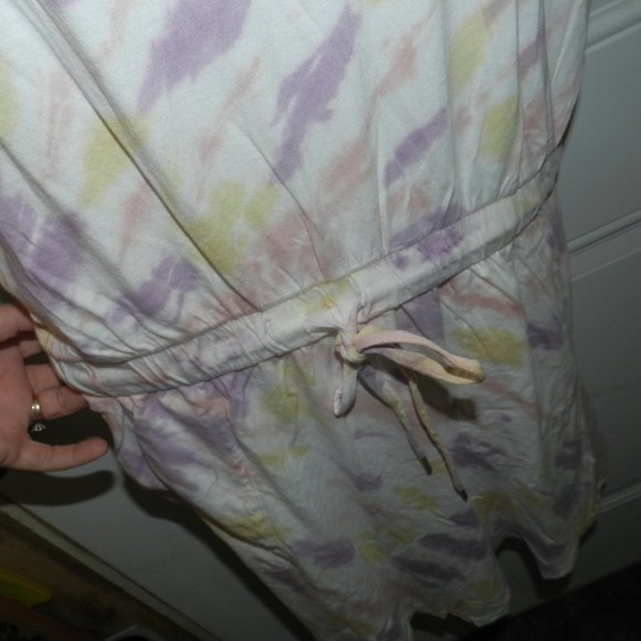 NWT C & C California Women's Short Sleeved Tie Dye T-Shirt Dress NEW - Picture 8 of 10